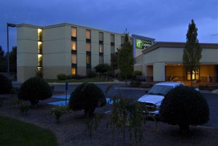 фото отеля Holiday Inn Express in Wilkesboro