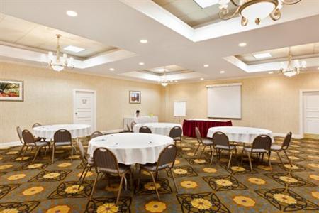 фото отеля Holiday Inn Express in Wilkesboro