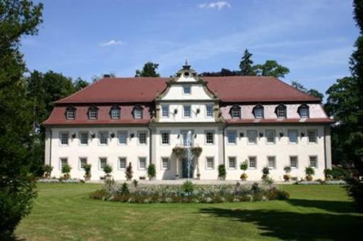 фото отеля Wald & Schlosshotel Friedrichsruhe