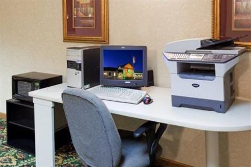 фото отеля Holiday Inn Sidney (I-80 & Highway 385)