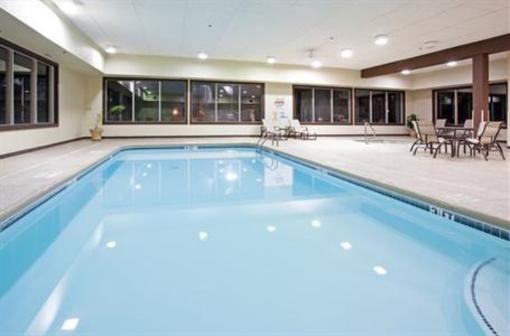 фото отеля Holiday Inn Sidney (I-80 & Highway 385)