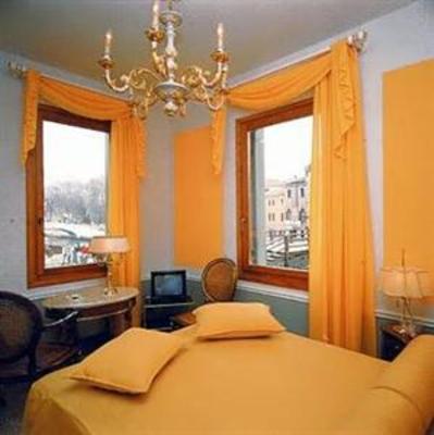 фото отеля Arlecchino Hotel