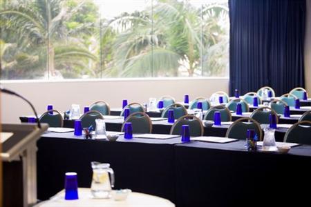 фото отеля Crowne Plaza Hotel Surfers Paradise Gold Coast
