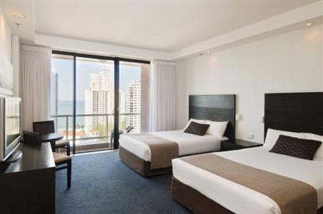фото отеля Crowne Plaza Hotel Surfers Paradise Gold Coast