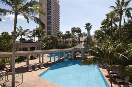 фото отеля Crowne Plaza Hotel Surfers Paradise Gold Coast