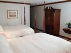 фото отеля Avon Old Farms Hotel