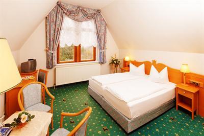 фото отеля Hotel Erbprinzenpalais