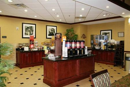 фото отеля Hampton Inn & Suites Waxahachie