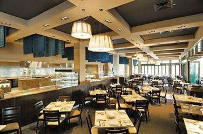 фото отеля Watermark Hotel & Spa Gold Coast