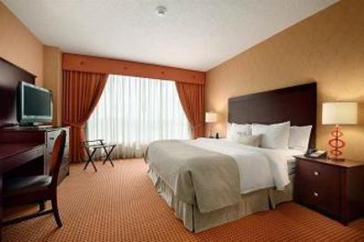 фото отеля Embassy Suites Huntsville