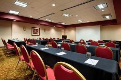 фото отеля Embassy Suites Huntsville