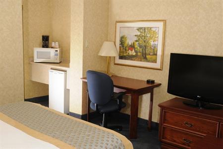 фото отеля BEST WESTERN Voyageur Place Hotel
