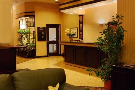 фото отеля BEST WESTERN Voyageur Place Hotel