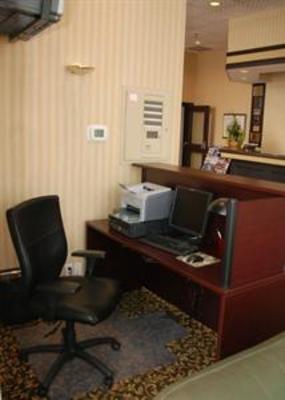 фото отеля BEST WESTERN Voyageur Place Hotel