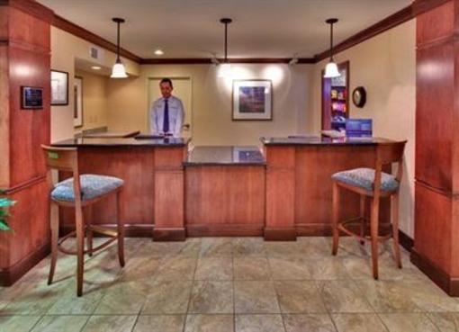 фото отеля Staybridge Suites Davenport