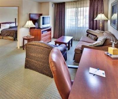 фото отеля Staybridge Suites Davenport
