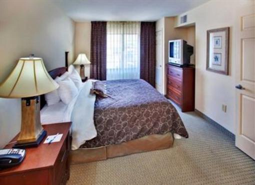 фото отеля Staybridge Suites Davenport