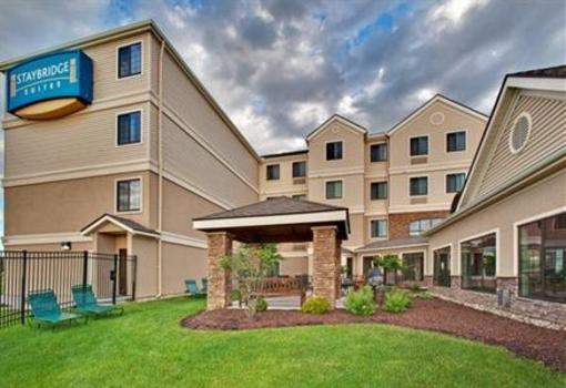 фото отеля Staybridge Suites Davenport