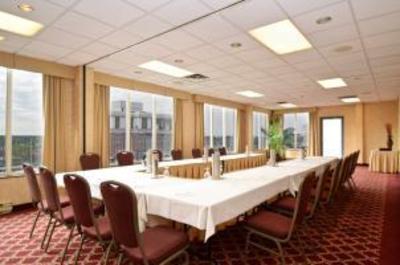 фото отеля Best Western Plus Victoria Park Suites