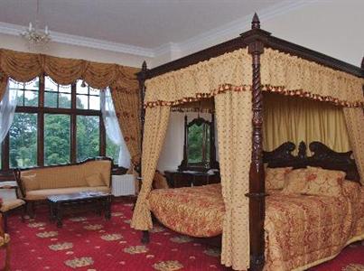 фото отеля Stanhill Court Hotel Charlwood Horley