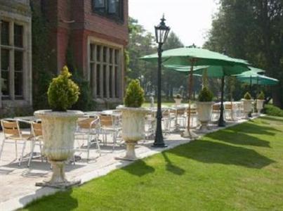 фото отеля Stanhill Court Hotel Charlwood Horley