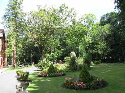 фото отеля Stanhill Court Hotel Charlwood Horley