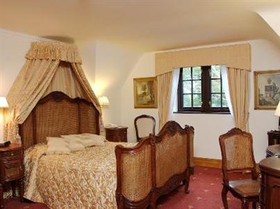 фото отеля Stanhill Court Hotel Charlwood Horley