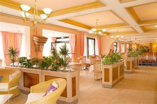 фото отеля Ramada Treff Arcadia