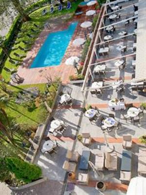 фото отеля Ramada Treff Arcadia