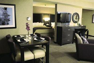 фото отеля Comfort Suites & Conference Centre