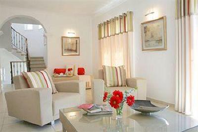 фото отеля Quinta Da Encosta Velha Hotel Budens