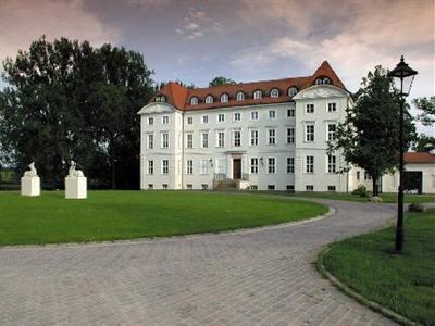 фото отеля Hotel Schloss Wedendorf