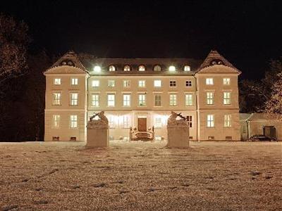 фото отеля Hotel Schloss Wedendorf