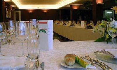 фото отеля Azzolini Palm Beach Hotel