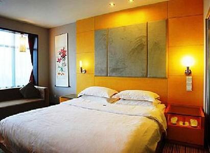 фото отеля Green Tree Inn Qingdao Zhengyang Road Business Hotel