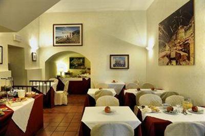 фото отеля Hotel Gattapone Gubbio
