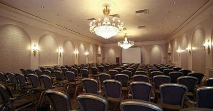 фото отеля Macdonald Randolph Hotel