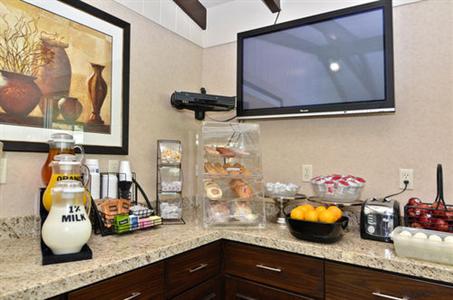 фото отеля BEST WESTERN Travel Inn