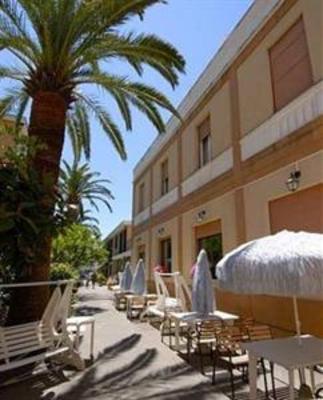 фото отеля Delle Rose Hotel San Bartolomeo al Mare