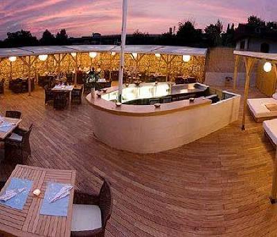фото отеля Restaurant & Design Hotel Noem Arch