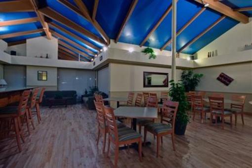 фото отеля Holiday Inn Express Moncton