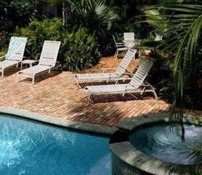 фото отеля Mary's Resort Fort Lauderdale