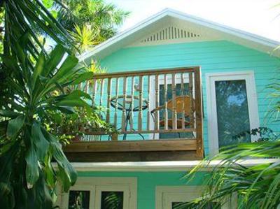 фото отеля Mary's Resort Fort Lauderdale