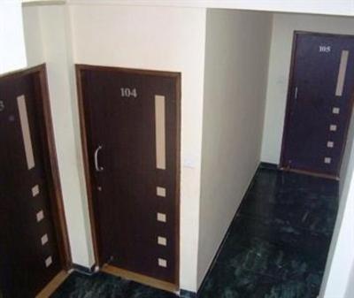 фото отеля R J Residency