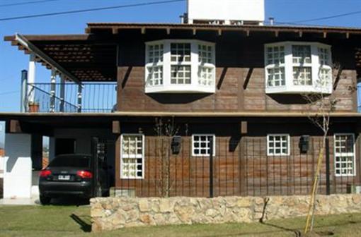 фото отеля Cabanas Lago San Roque