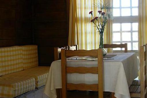 фото отеля Cabanas Lago San Roque