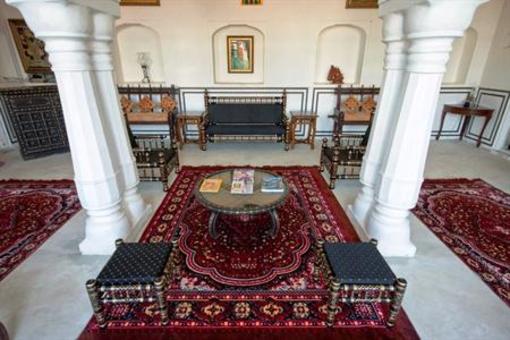 фото отеля Castle Kalwar