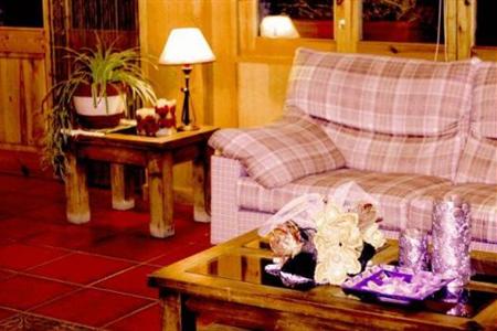 фото отеля Estanys Blaus Hotel Lladorre