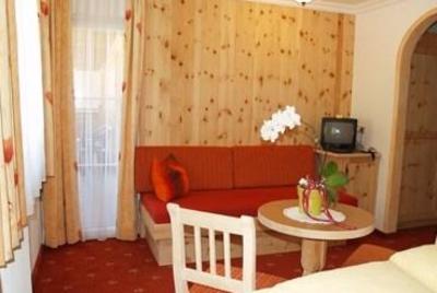фото отеля Alpenhotel Erika