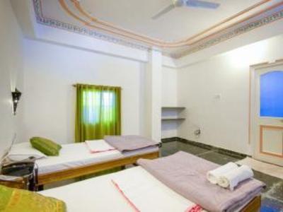 фото отеля Hotel Poonam Haveli